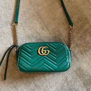 GG Marmont small shoulder bag